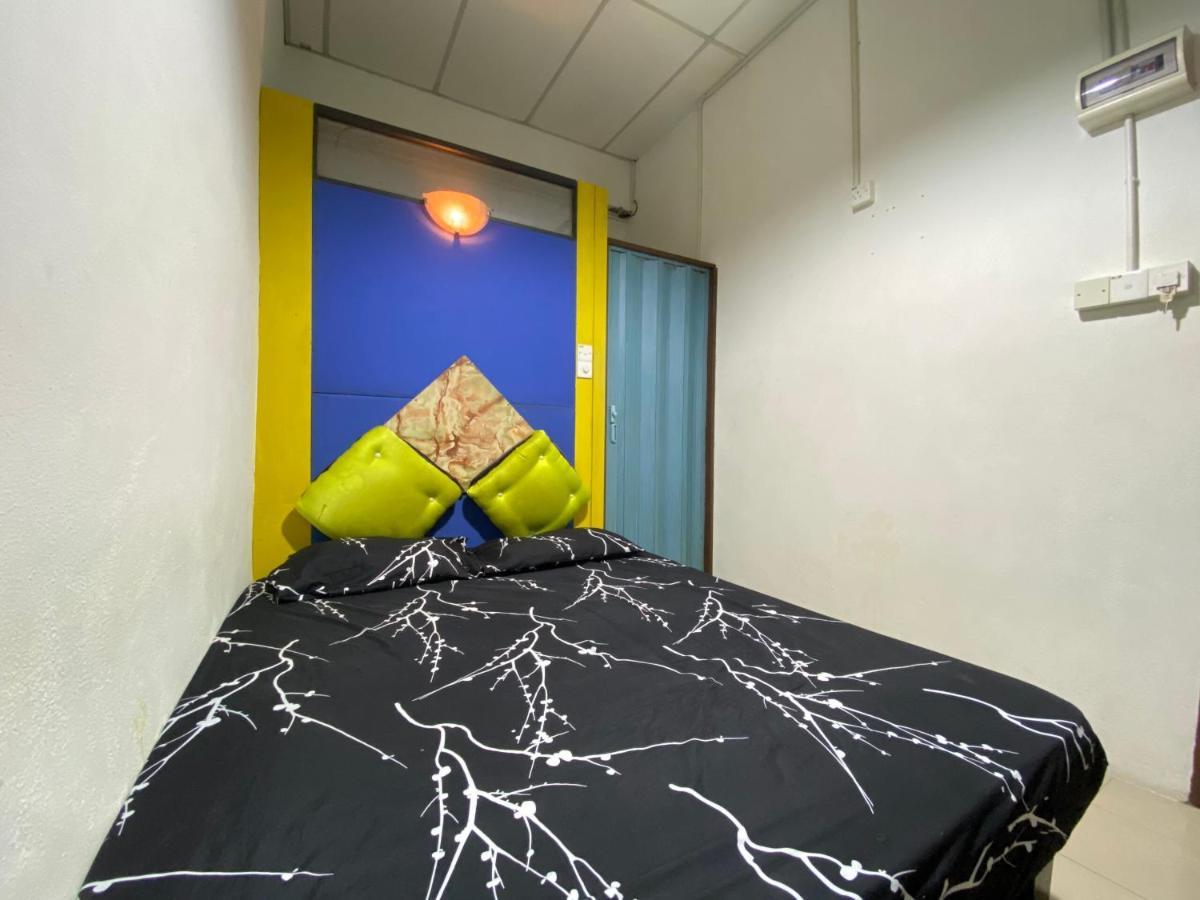 Spot On 90293 Sk Budget Hotel Джордж Таун Екстериор снимка