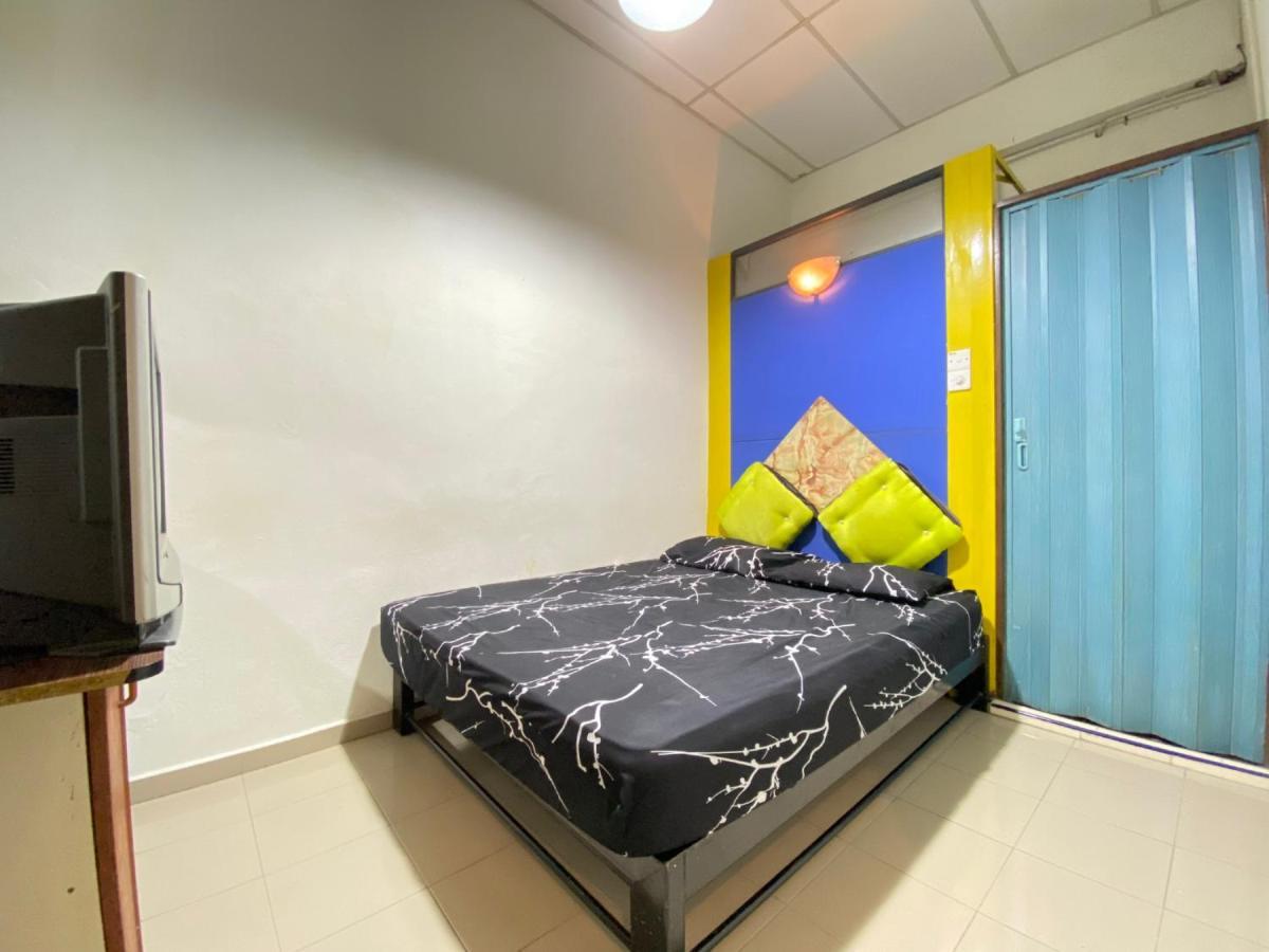 Spot On 90293 Sk Budget Hotel Джордж Таун Екстериор снимка